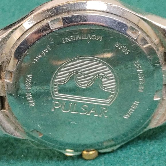 PULSAR MENS TWO TONE WATCH - Picture 3 of 7